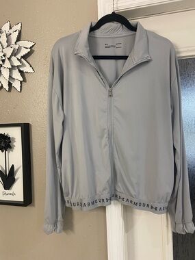 Under Armour Light Gray Women’s Full-Zip Bomber Jacket